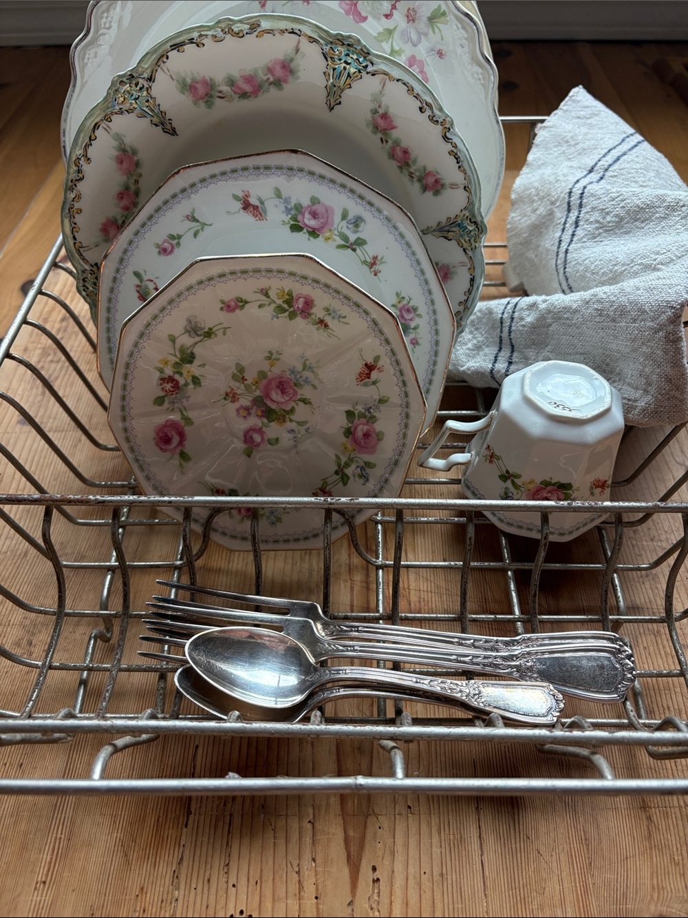 Vintage Metal Wire Dish Drainer